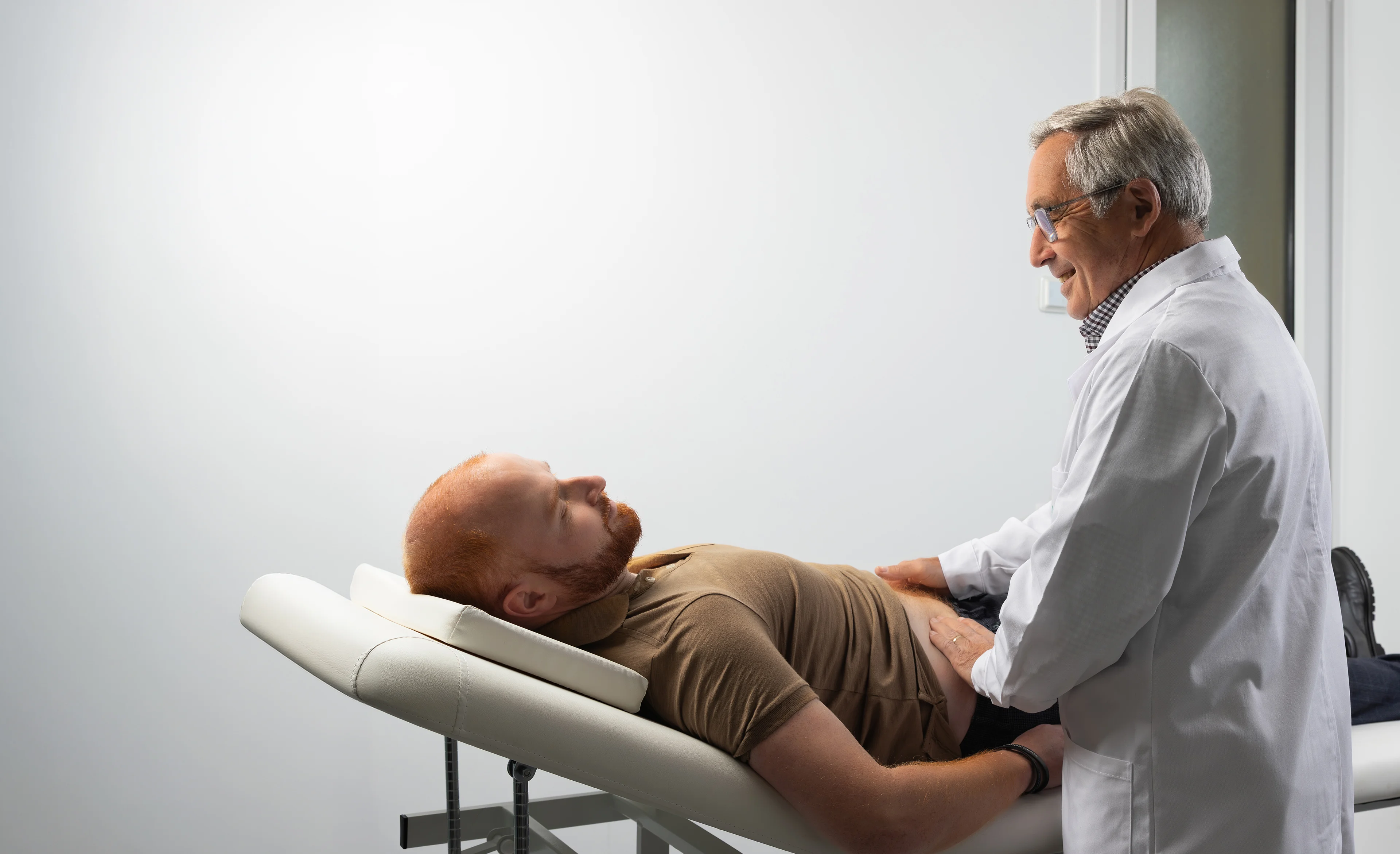 Médico com paciente